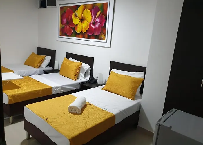 Hotel Giron Plaza