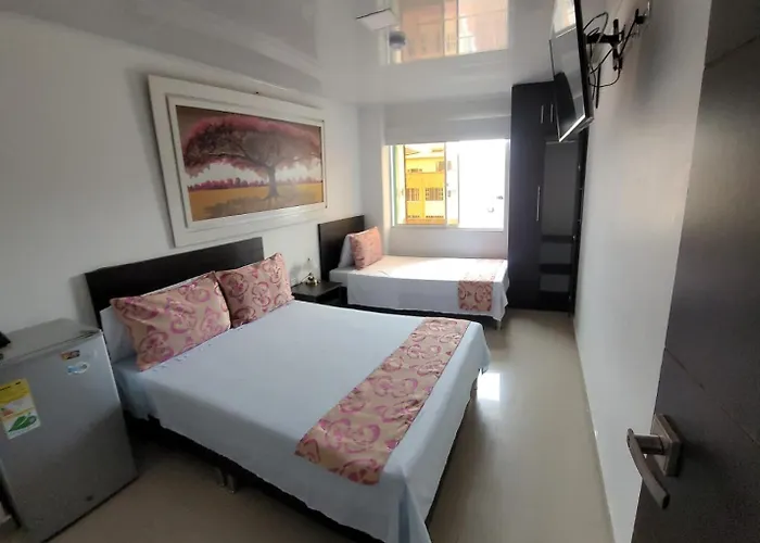 Hotel Giron Plaza